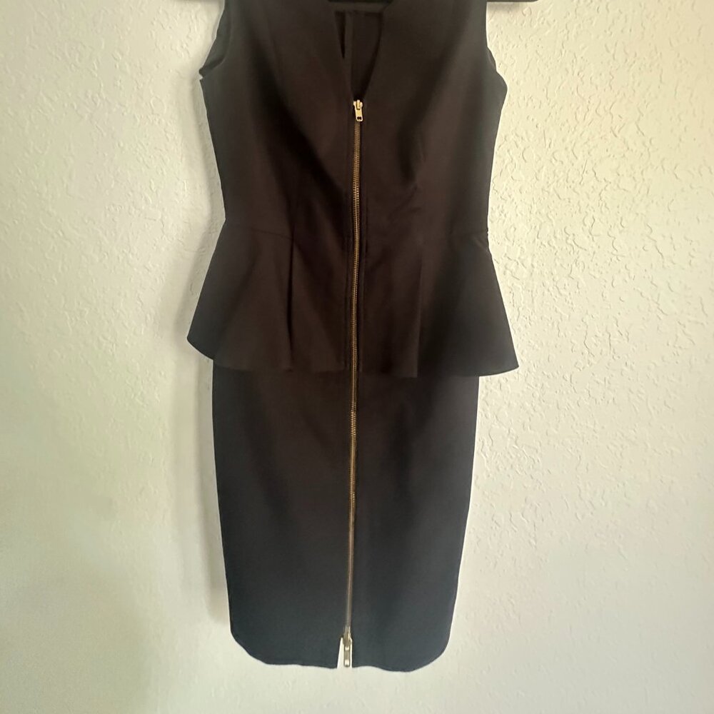 FINAL PRICE The Limited Black Front Zipper Peplum Dress Size 0 - Picture 7 of 7
